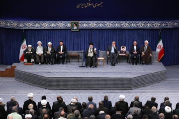 Выступление на церемонии вручения указа об утверждении в должности ۱۴-го президента Исламской Республики Иран